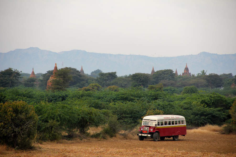 Myanmar_Bus
