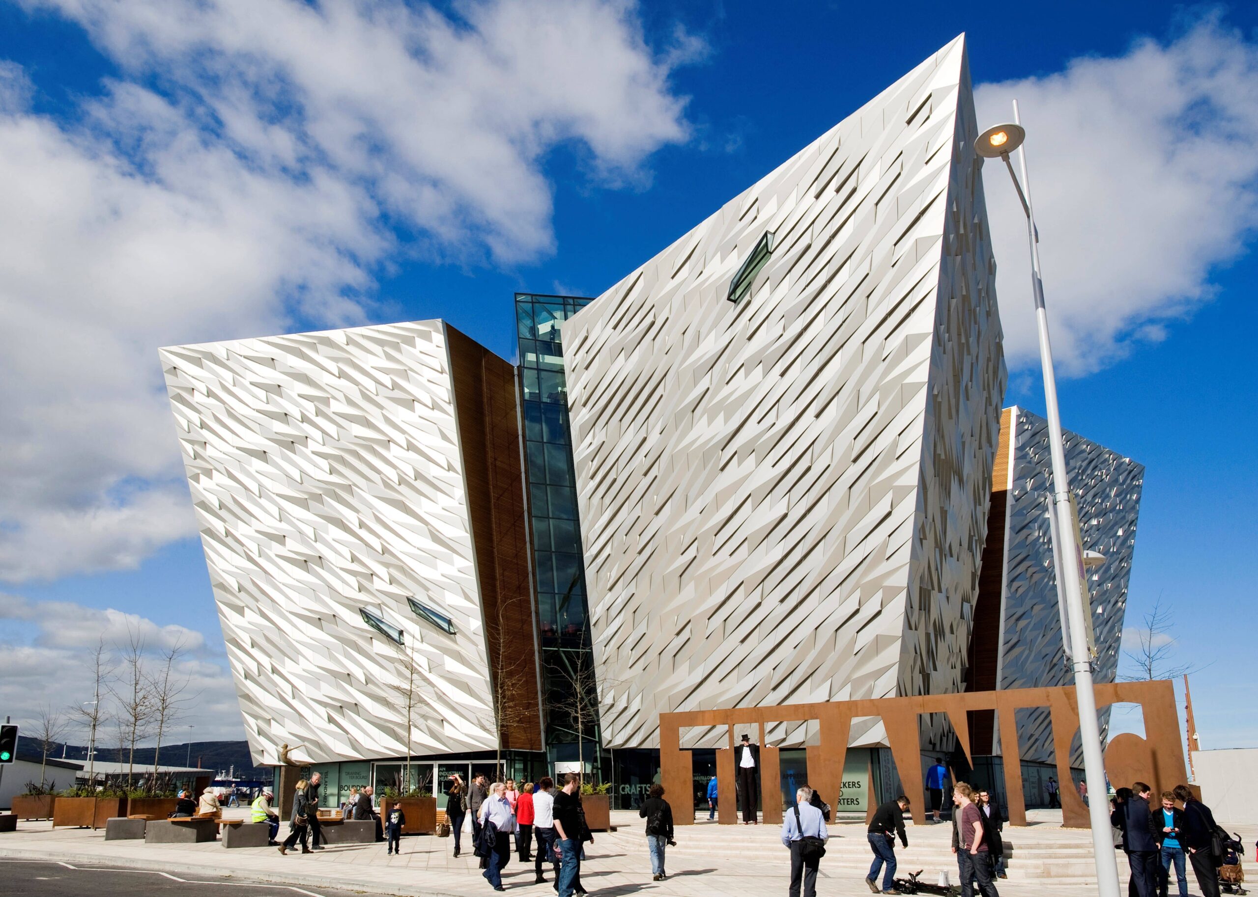 Irlanda_Titanic Belfast lead