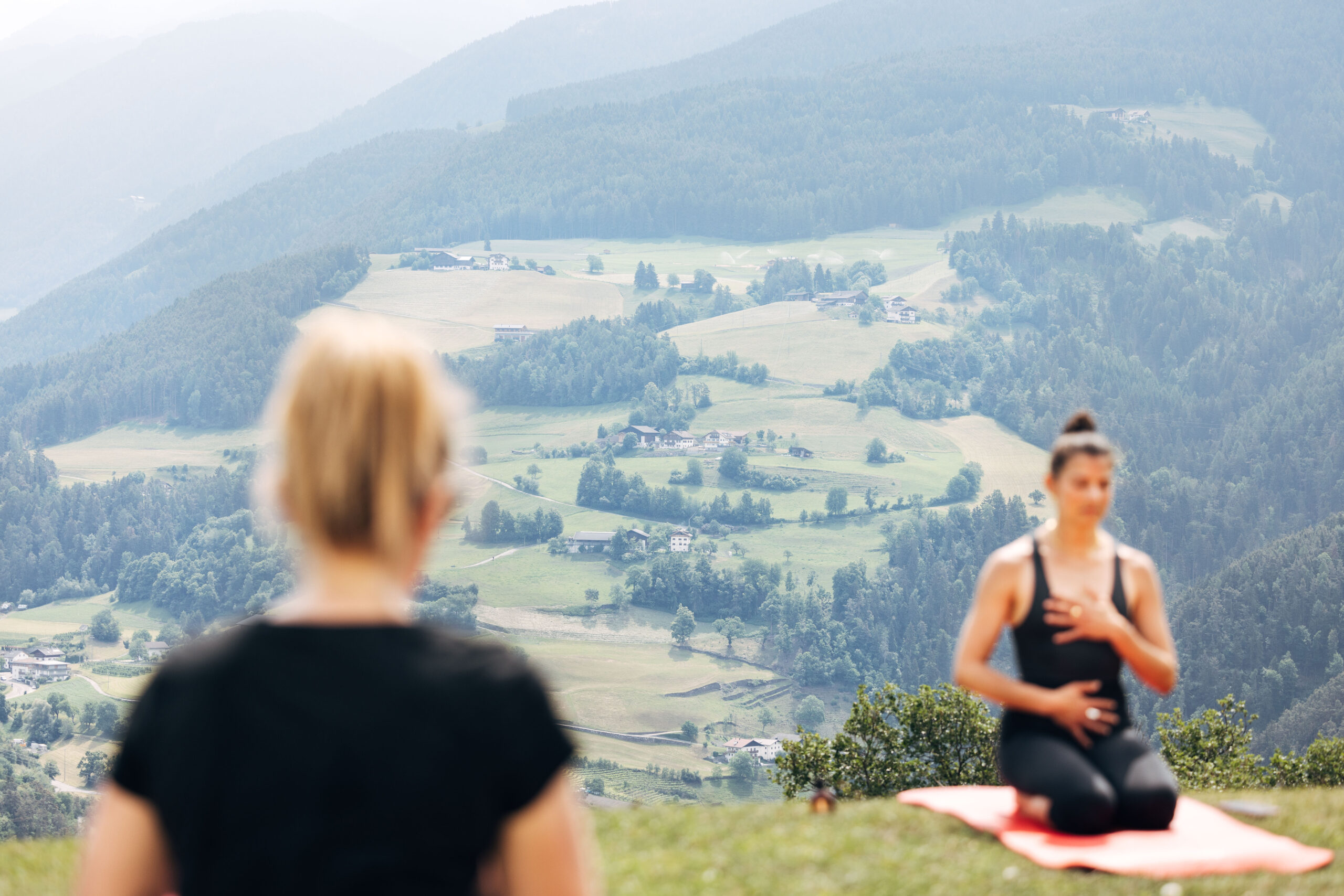 Yoga hotel in Alto Adige: due proposte per l'estate 2024